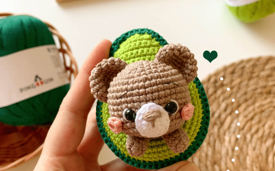 Ursinho de amigurumi